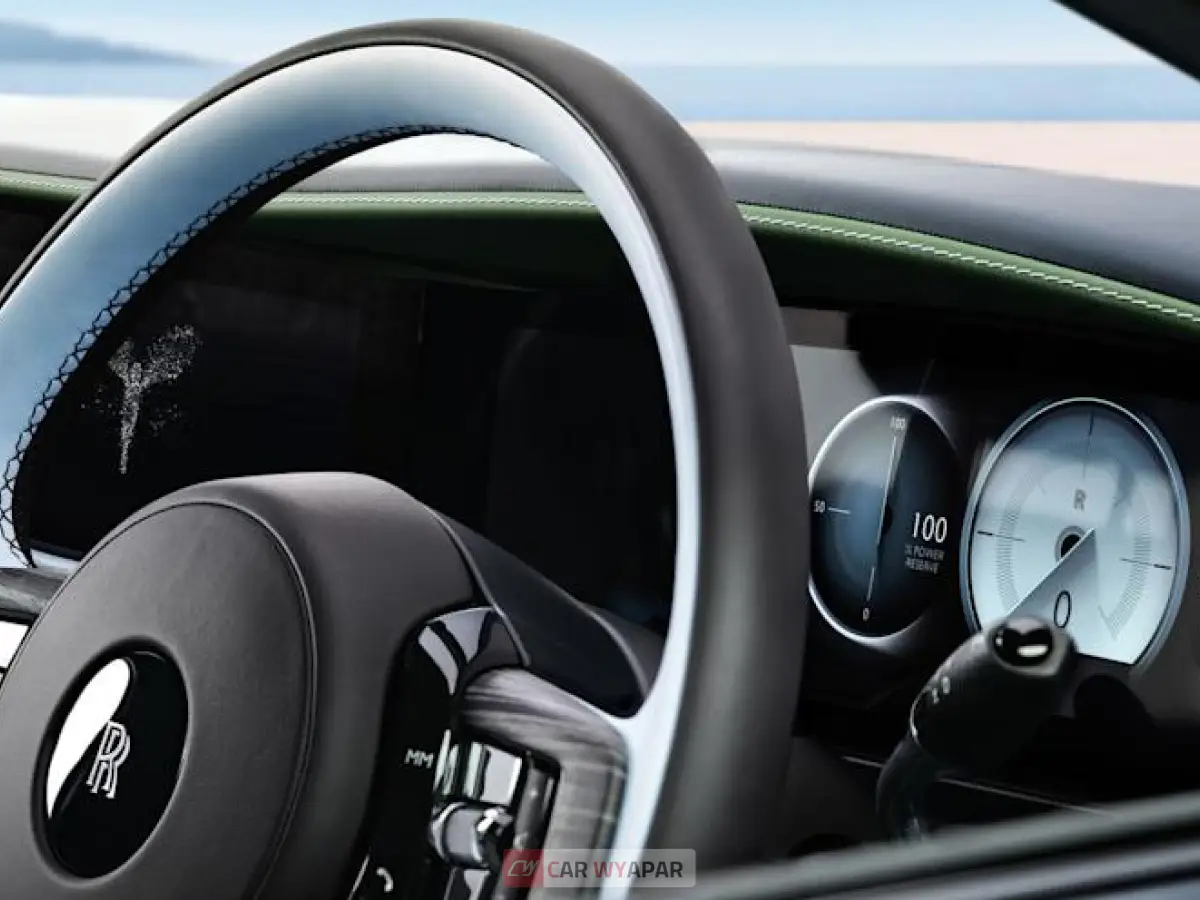 Rolls Royce Ghost Top Feature